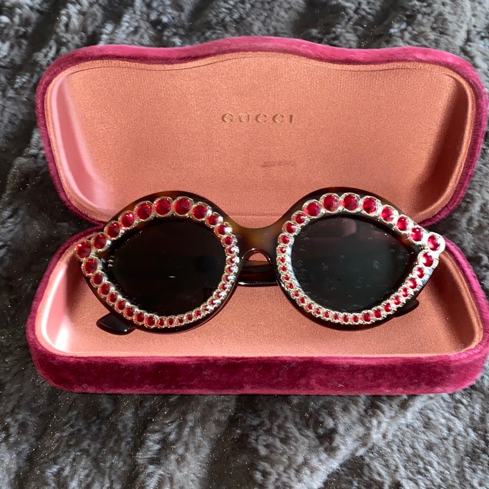 Gucci sunglasses